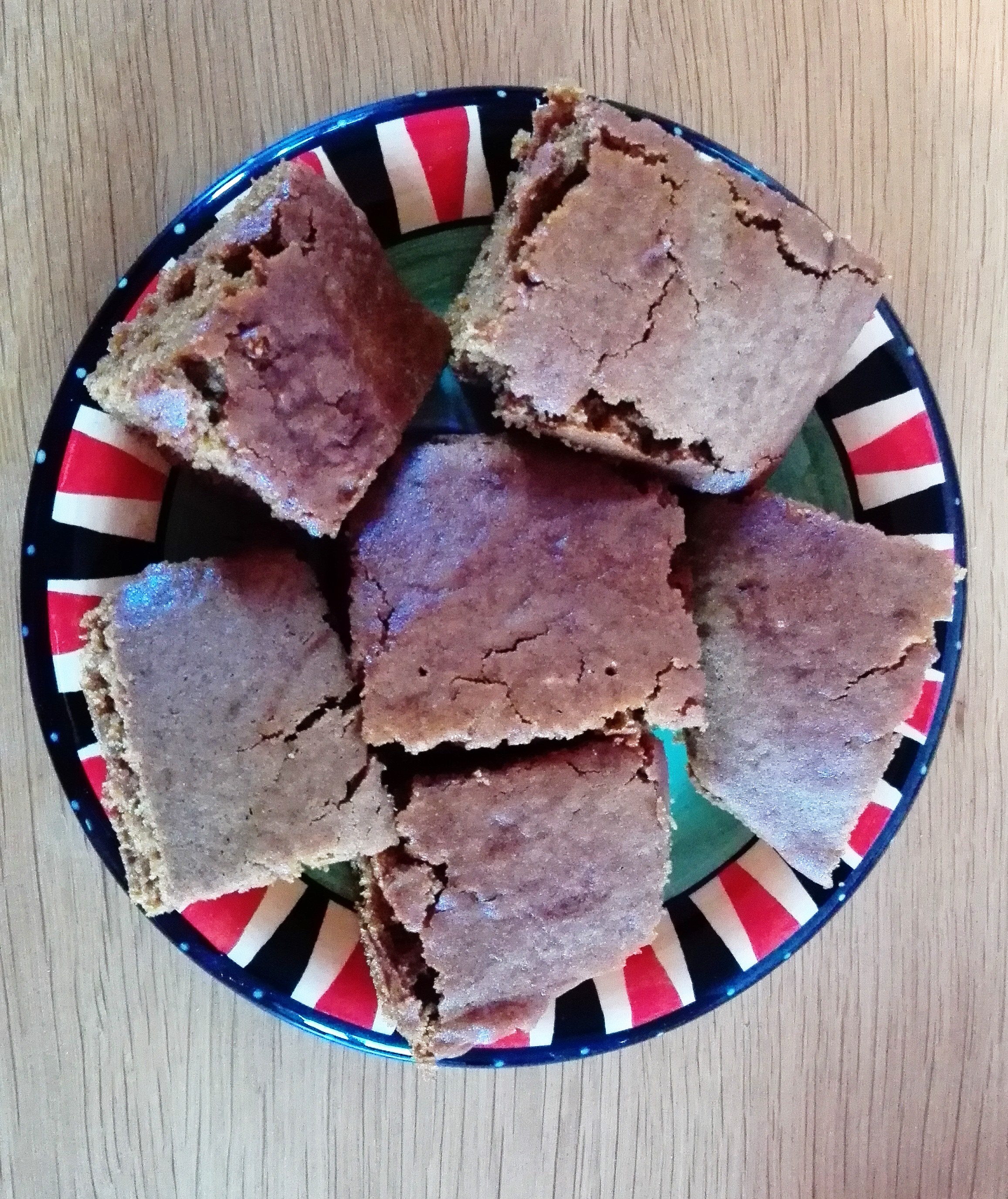 gluten free yorkshire parkin on a plate for bonfire night